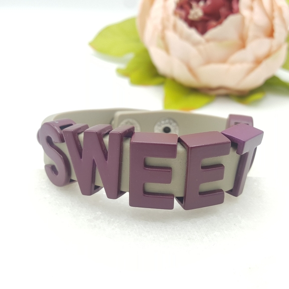 BCBGeneration Sweet❤ Strap Bracelet - Picture 1 of 8